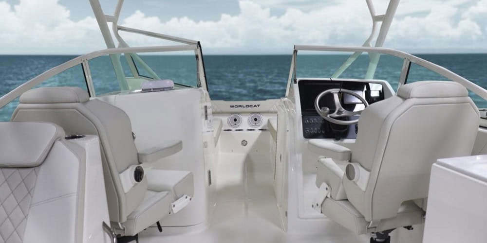 230SD cockpit and bow